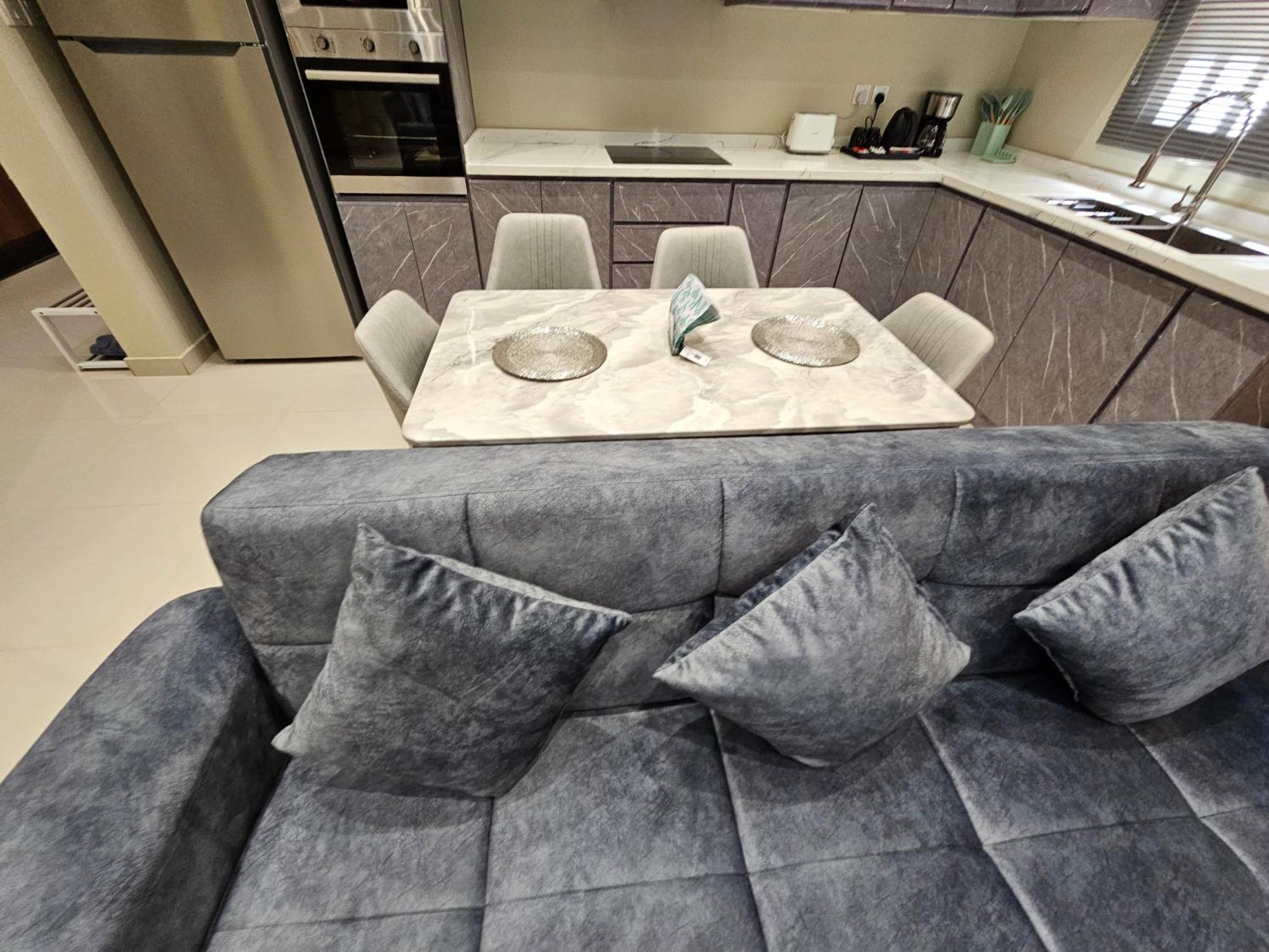 الشقق الفاخرة Modern Apartments Of 3 Bedrooms 5 Minutes To Haram Medina Exterior photo