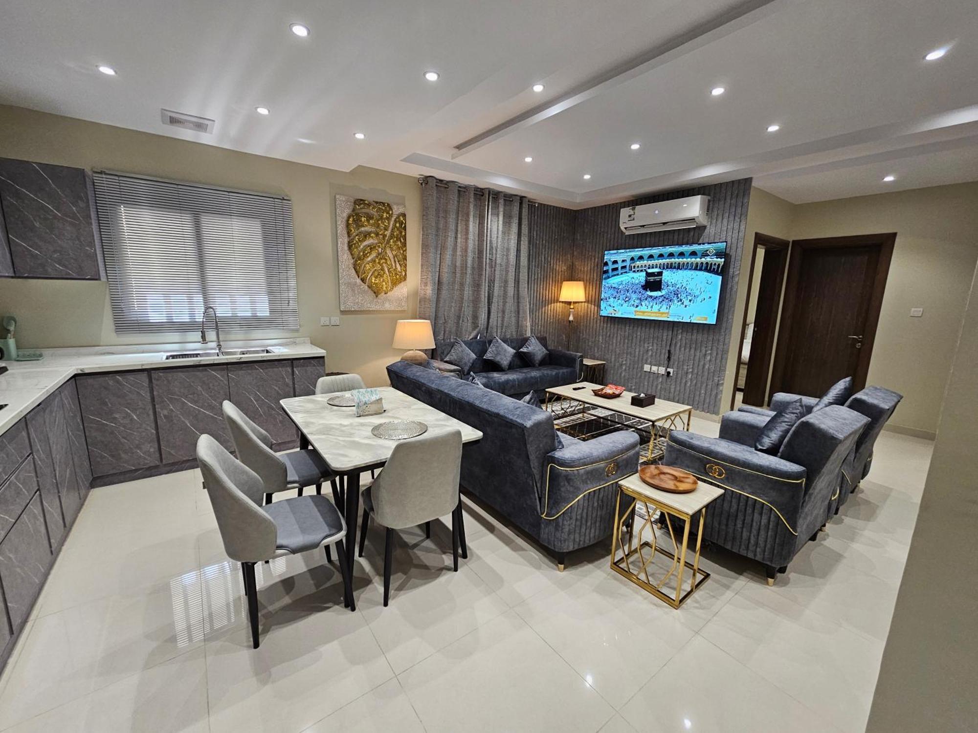 الشقق الفاخرة Modern Apartments Of 3 Bedrooms 5 Minutes To Haram Medina Exterior photo